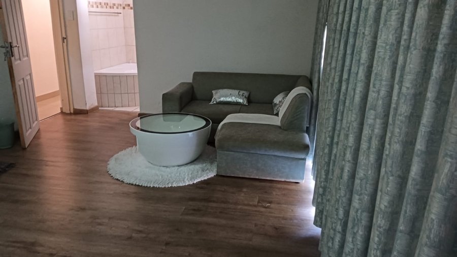 4 Bedroom Property for Sale in Beacon Bay Eastern Cape